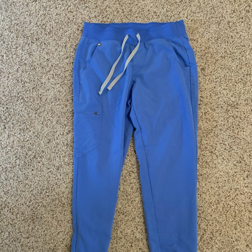 Figs small Zamora ceil blue